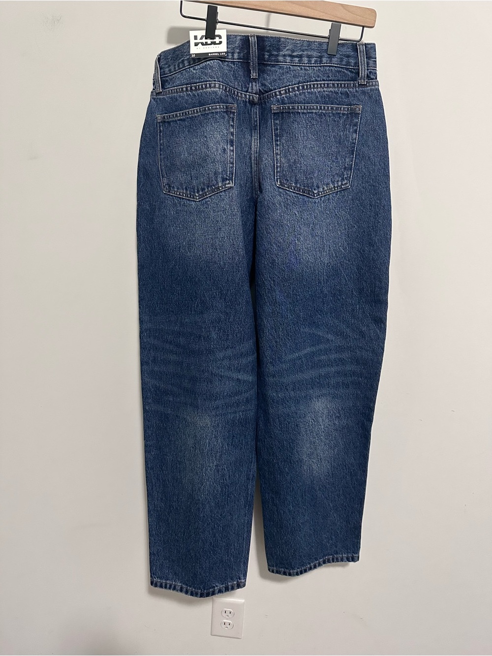 High-Rise Wide Leg Blue Denim Jeans for Women - Picture 5 of 10